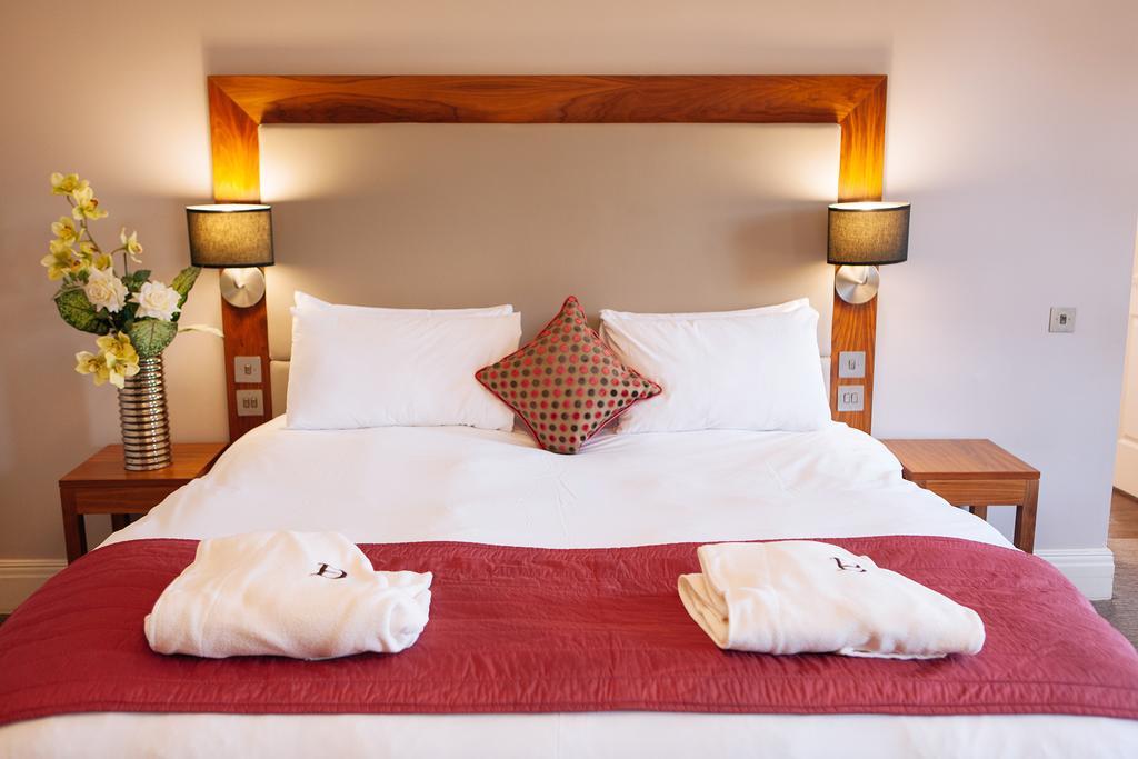 The Bannatyne Spa Hotel Хейстингс Екстериор снимка